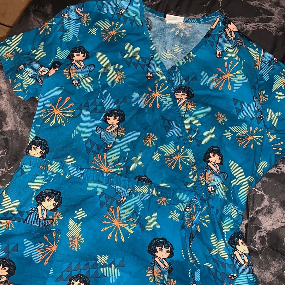 Scrub Shirt Size:Large